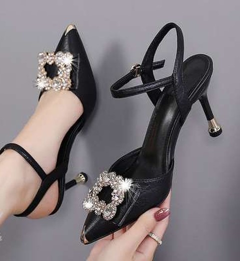 Buckle Pointed Toe Fashionable Genuine Leather High Heels