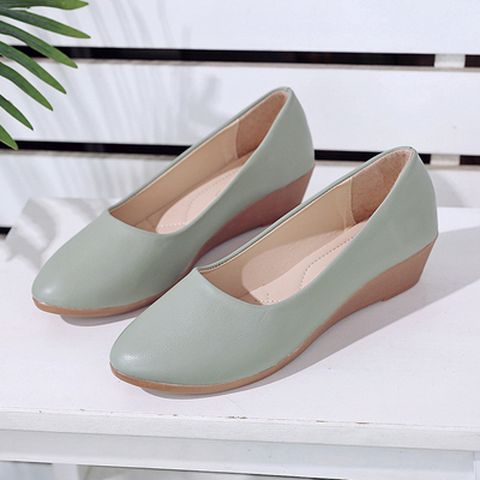 Korean Version  Shallow Mouth Toe Shoes Soft Bottom Wedge Heel Shoes