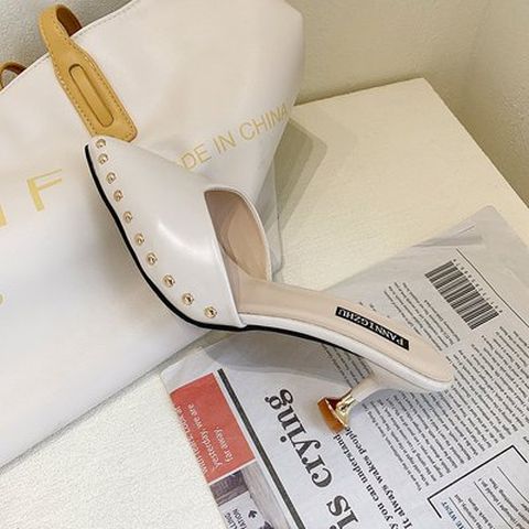 Rivet Half Slippers For Women Summer Outdoor Wear  Pointed Shoes