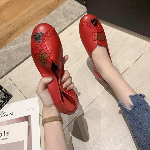 Maple Leaf Comfortable Soft Bottom Flat women's  Shoes