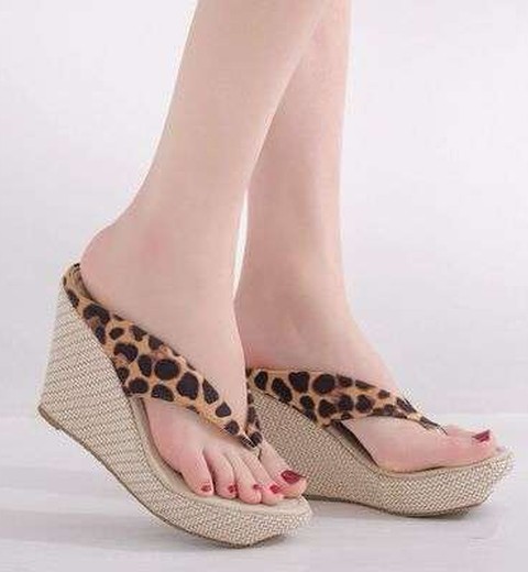 Women Summer Slippers Thick Bottom Wedge Flip Flop Sandal