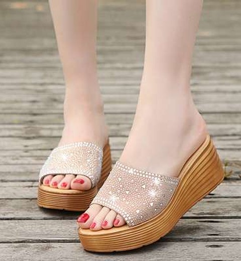 Fashionable High Heel Wedge  Flip Flops Thick Bottom Shoes