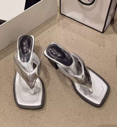 Square Toe Thongs Thick Heel Sandals