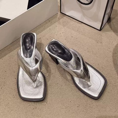 Square Toe Thongs Thick Heel Sandals