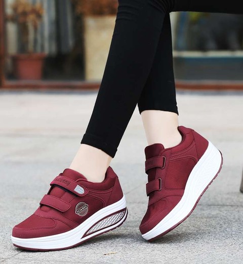 Autumn  Walking Non-Slip Soft Sole Sports Shoes