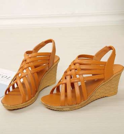 Wedge heel fish mouth shoes